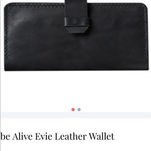 Tribe Alive Evie leather wallet